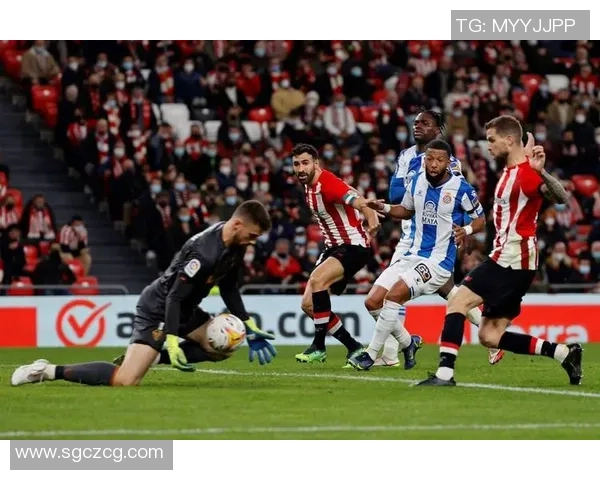 巴斯克尼亚与巴伦西亚的精彩对决揭示西甲联赛的激烈竞争与战术博弈 巴斯克尼亚与巴伦西亚的精彩对决揭示西甲联赛的激烈竞争与战术博弈